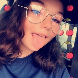 Meet your Posher, Bella